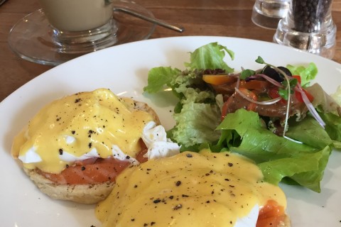 Eggs Benedict The Shop: A breakfast to keep you going all day. Photo by: Stuart McDonald.
