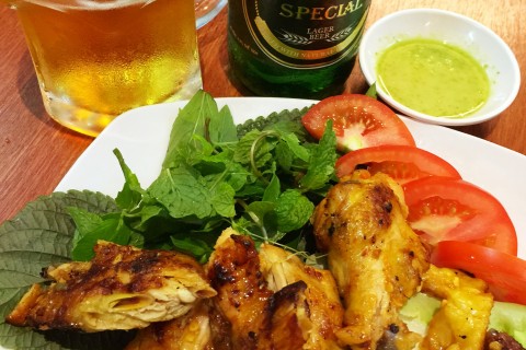 Grilled chook wings at Thiet 168. Photo by: Cindy Fan.
