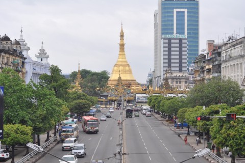 Sule Pagoda, Yangon. Photo by: Stuart McDonald.