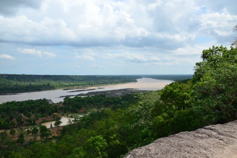 Looking south from Pha Taem, with Laos on the left and Thailand on the right. Photo by: David Luekens.