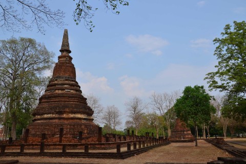 Meet Wat Phra That. Photo by: David Luekens.