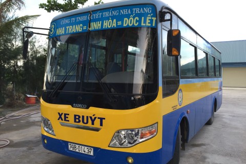 The #3 bus to Doc Let is a budget traveller’s friend. Photo by: Cindy Fan.
