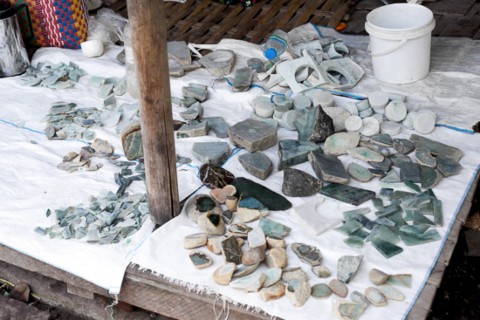 A simple stall with jade arrayed for sale. Photo by: Christopher Smith.